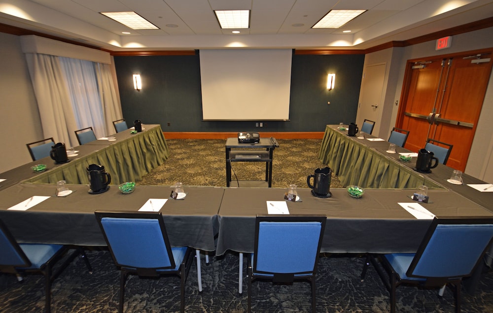 Hampton Inn & Suites Saratoga Springs Downtown - photo 83