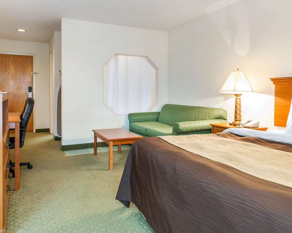 Quality Inn & Suites Near Amish Country - photo 12