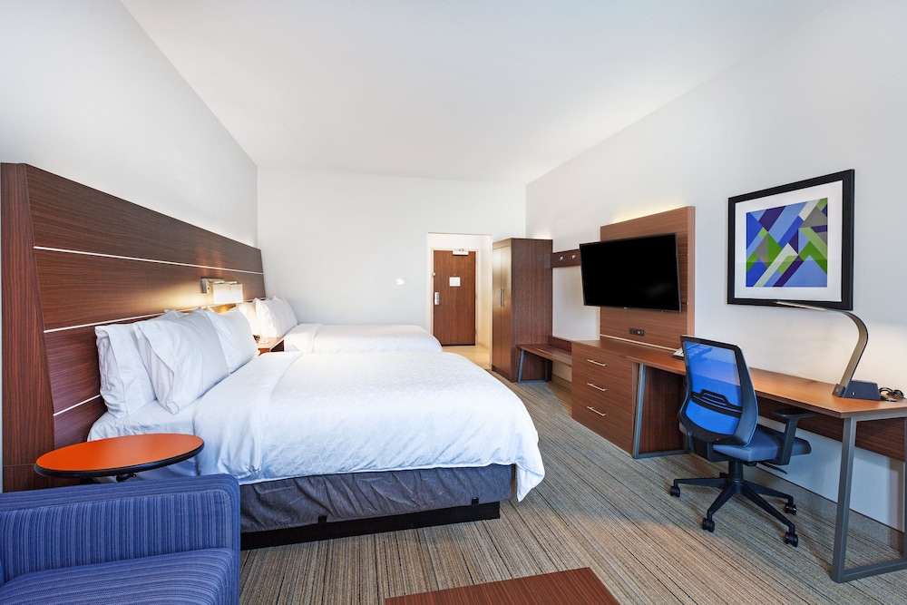 Holiday Inn Express & Suites Tulsa Northeast Owasso by IHG - photo 7