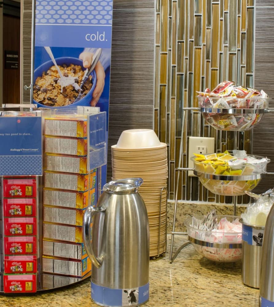 Hampton Inn Tulsa Sand Springs - photo 39