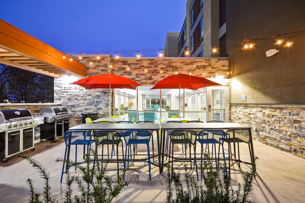 Home2 Suites By Hilton Maumee Toledo - photo 23