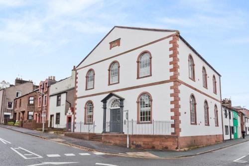 Sandgate Chapel Self Check In Apartments — 4-Star Luxury Hotel in Penrith, United Kingdom