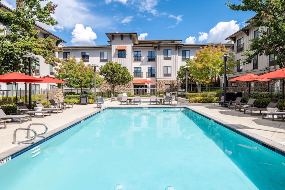 Hampton Inn & Suites Windsor Sonoma Wine Country - photo 38
