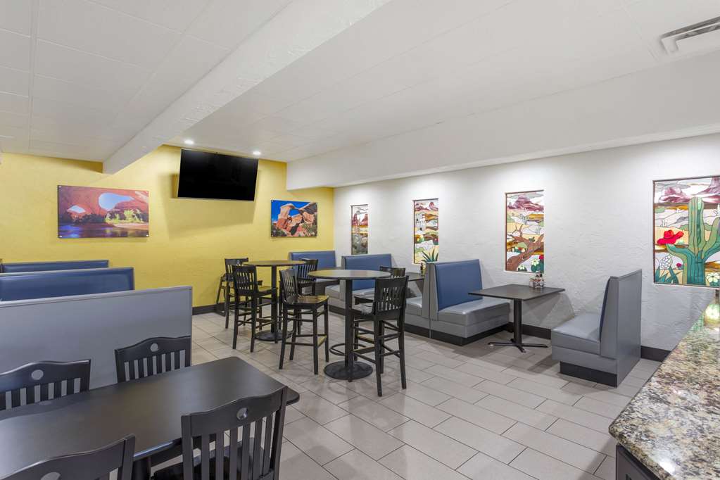 Comfort Suites Ogden Conference Center - photo 59