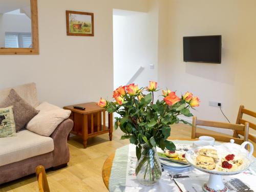 Milk Churn Ukc2400 in Luton, United Kingdom