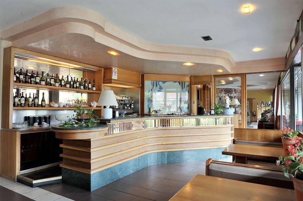 Hotel Cristallo — Barga
