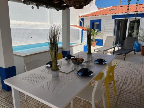 Casa Caridade — 4-Star Luxury Hotel in Reguengos De Monsaraz, Portugal
