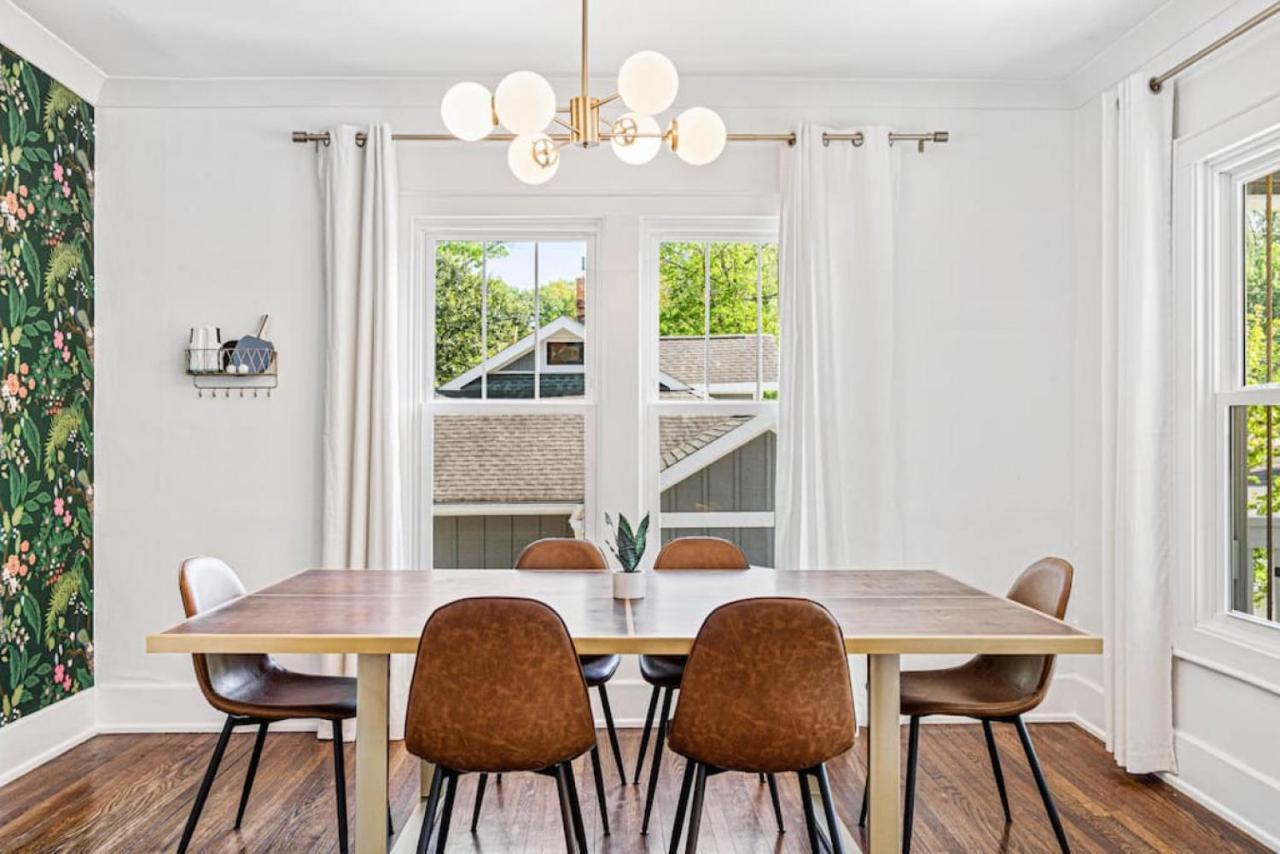 Charming House 5 Minutes to Downtown Chattanooga and Aquarium — 4-Star Luxury Hotel in Chattanooga, United States