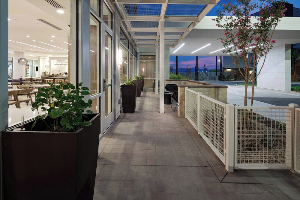 SpringHill Suites by Marriott Phoenix Goodyear - photo 19