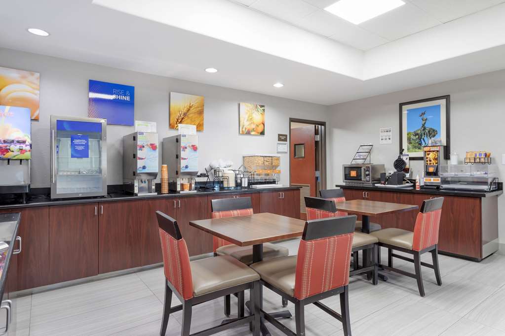Comfort Inn Orange I 10 - photo 30