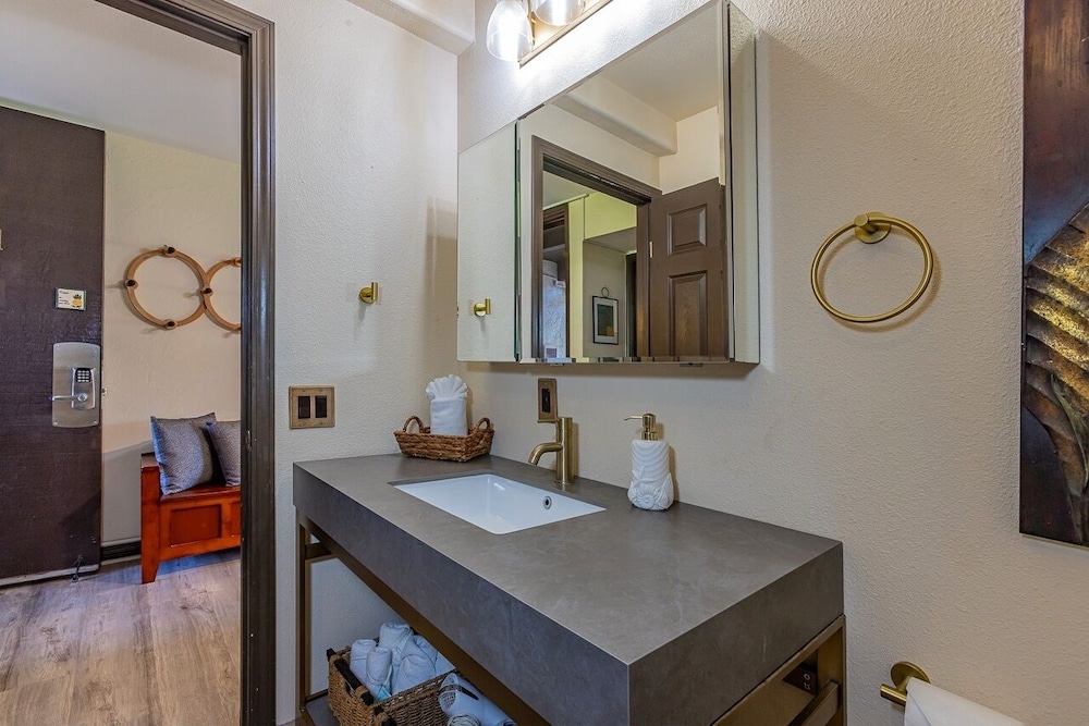 Hale Kamaole 121 by Coldwell Banker Island Vacations - photo 13