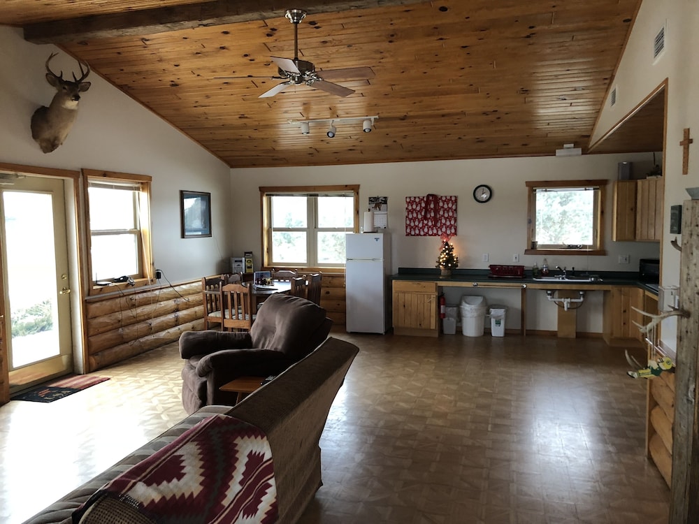 Sunset Pines Resort - photo 7