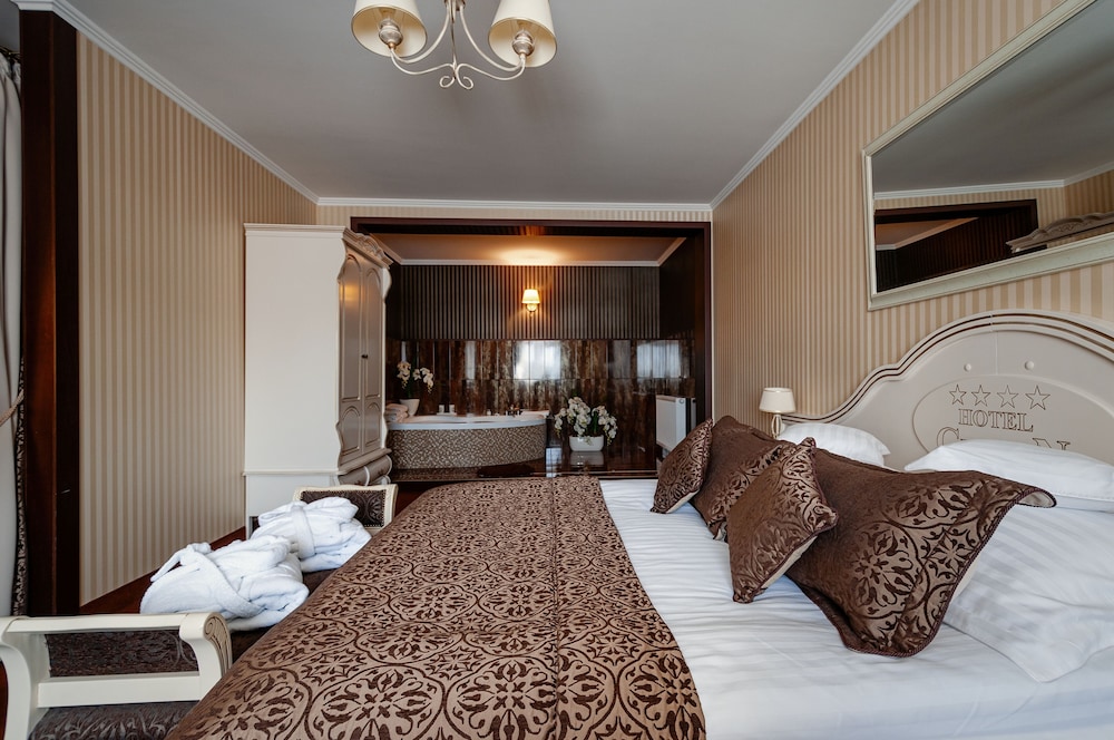 Hotel Chopin Business Spa — Sochaczew