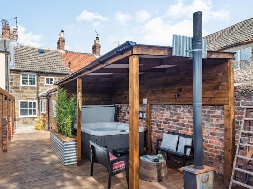 The Twisted Toad — Guisborough