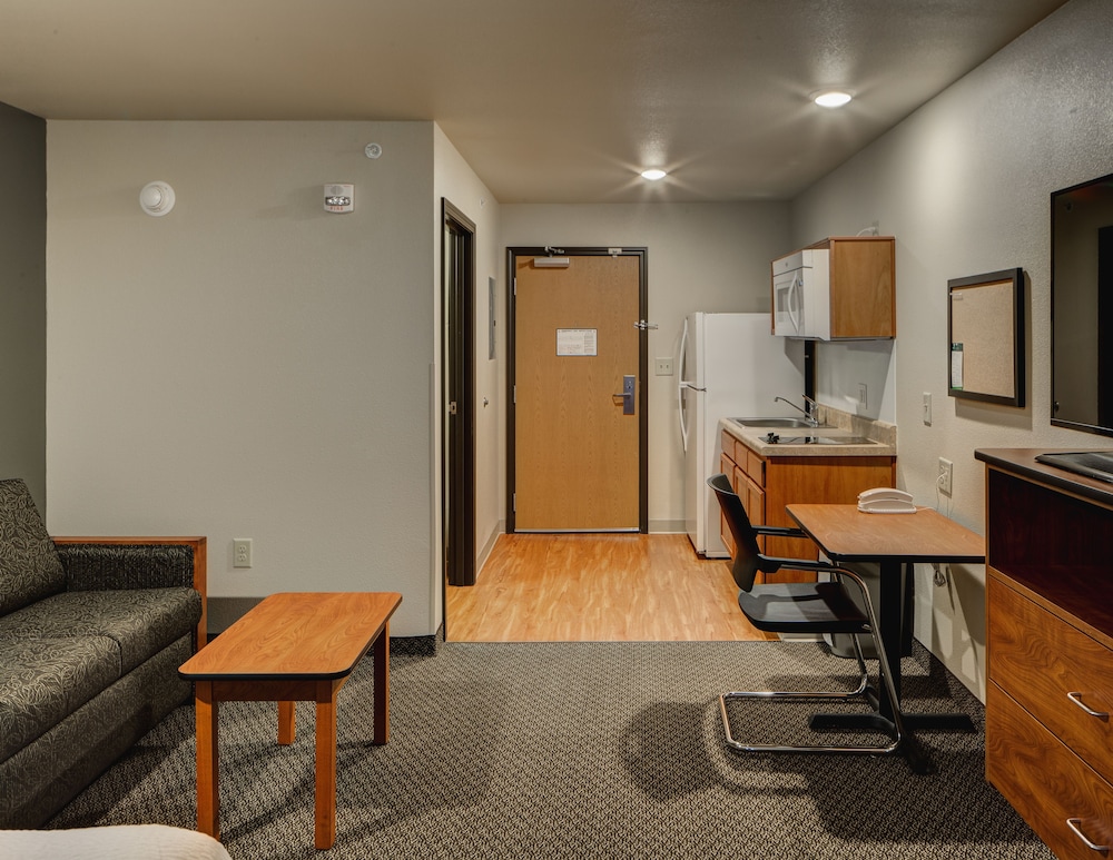 WoodSpring Suites Columbus NE I 270 Airport - photo 20