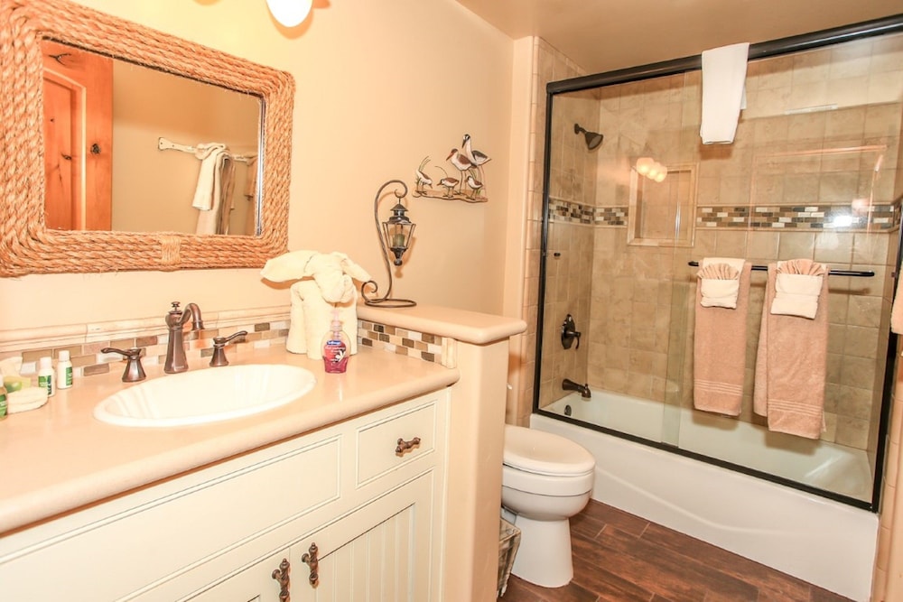 Quiet Bay Landing - photo 20