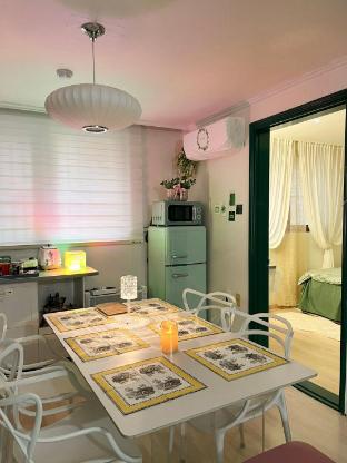 Seokchon Lake Memories Stay — 4-Star Luxury Hotel in Seoul, South Korea