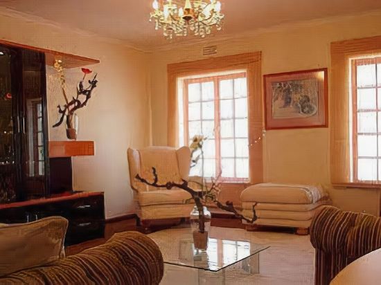 Constantia House — 4-Star Luxury Hotel in Cape Town, South Africa