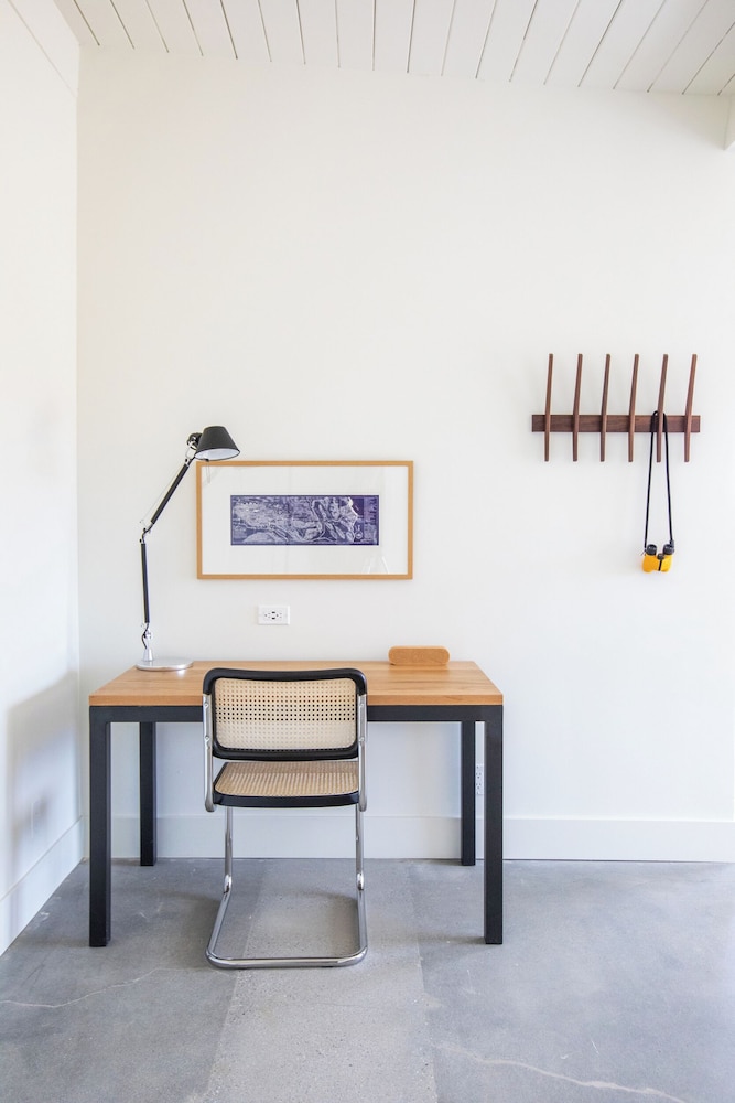 The Bungalows by Homestead Modern at The Joshua Tree Retreat Center - photo 41