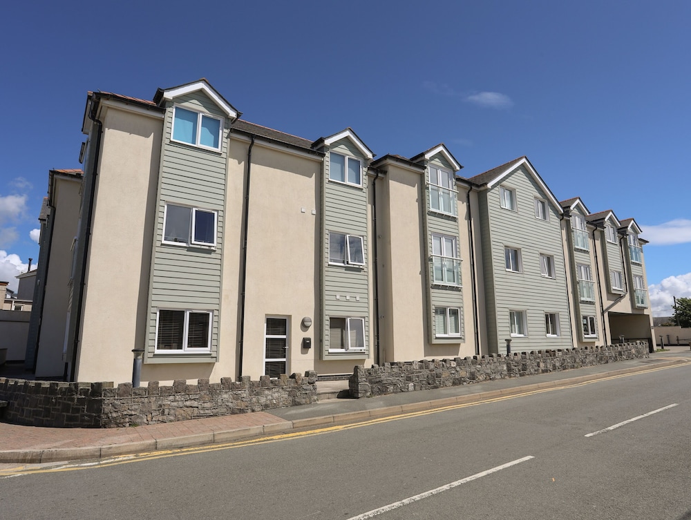 4 Pen Llanw Tides Reach — 4-Star Luxury Hotel in Rhosneigr, United Kingdom