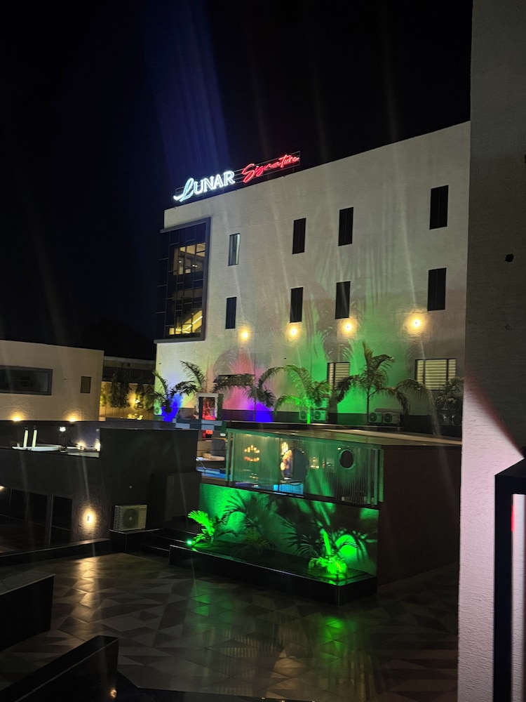 Lunar Signature Hotel & Suites in Enugu, Nigeria