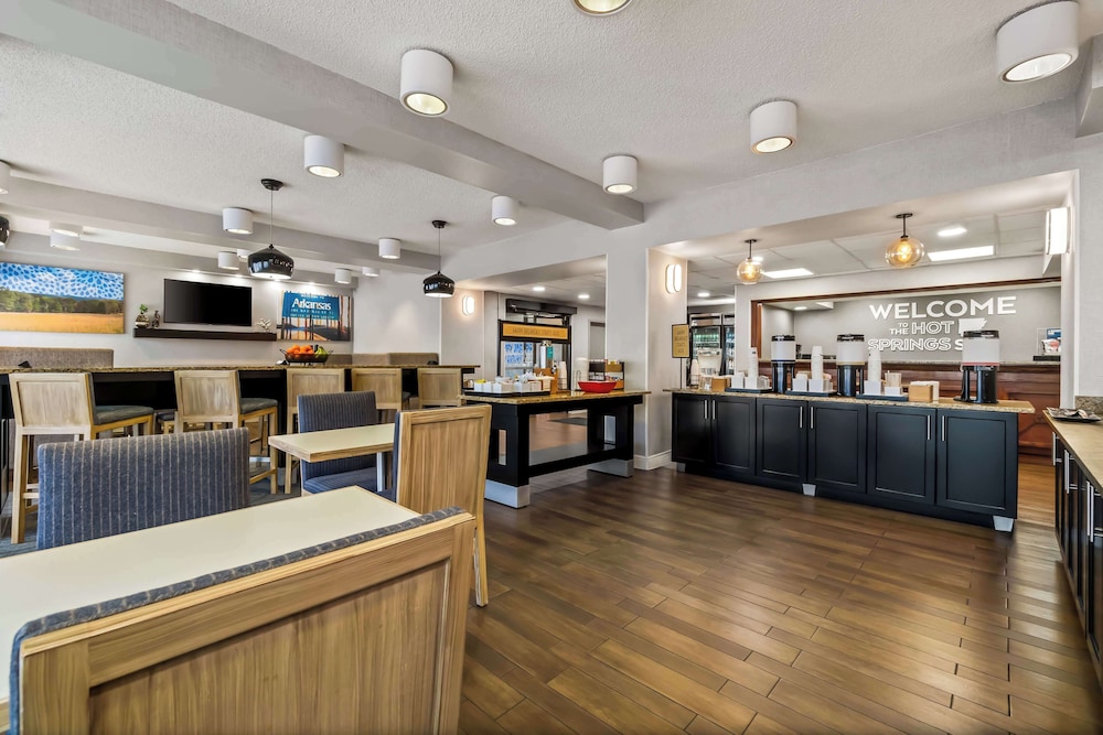Hampton Inn Jonesboro - photo 55