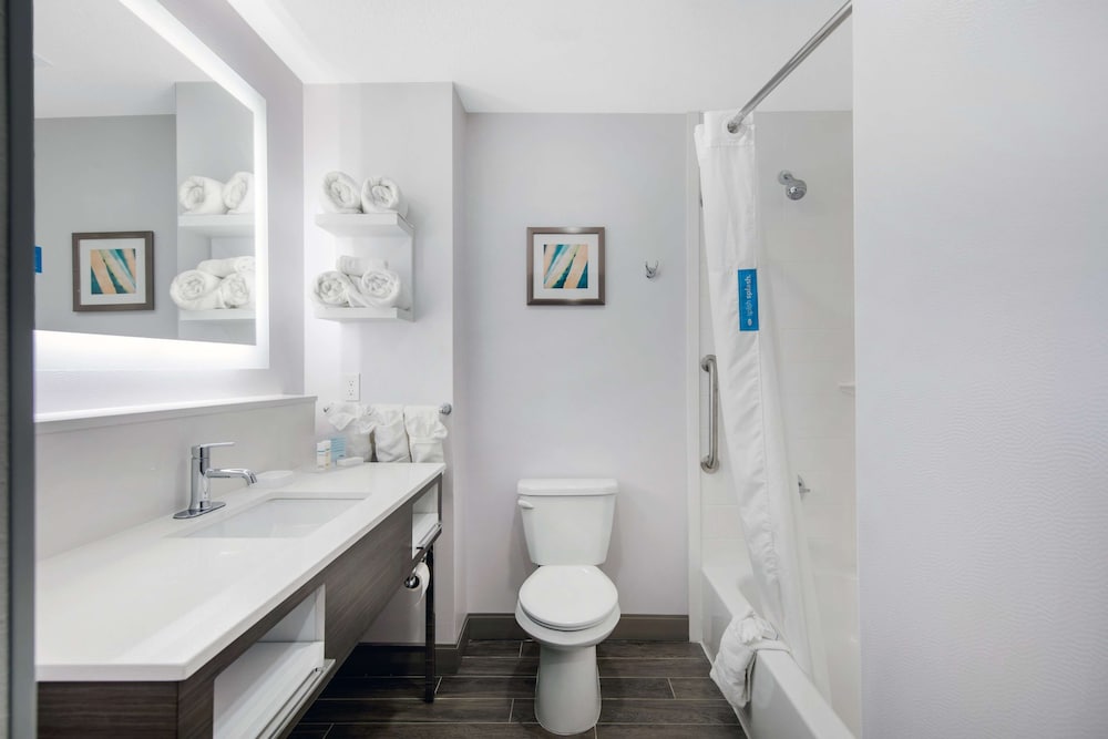 Hampton Inn And Suites By Hilton Ruidoso - photo 33