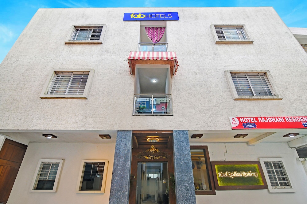 Fabhotel Rajdhani Residency in Ranchi, India