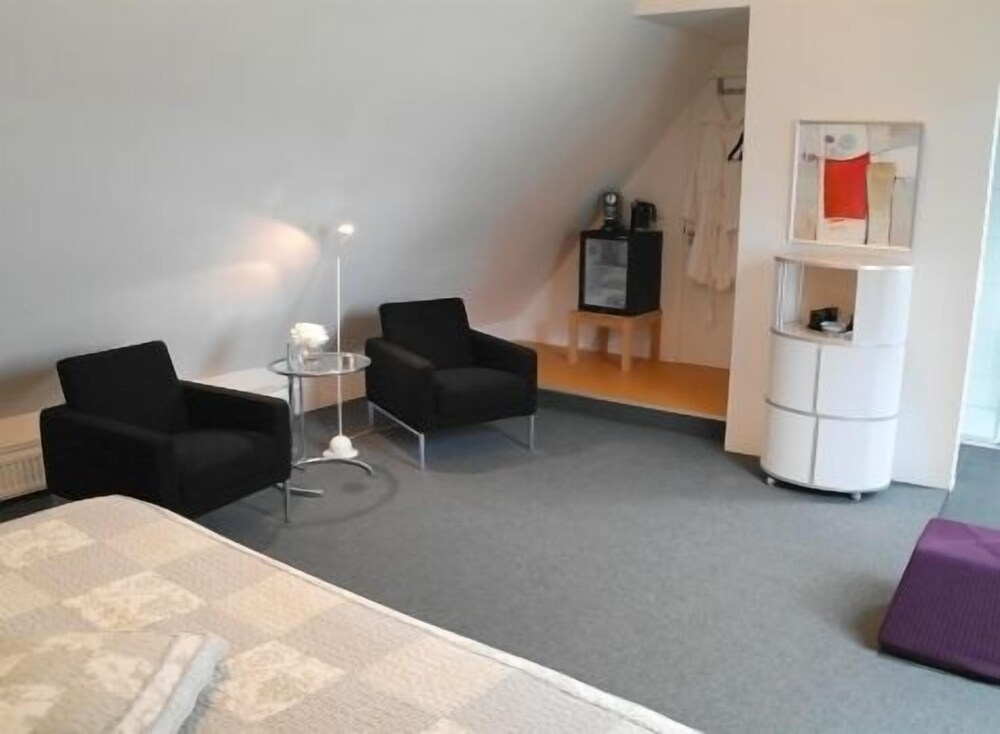 De Vijf Suites — Westerbork — photo 2