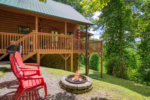 Magical Moments Hot Tub WIFI 560 in FREE Attractions tickets each paid day - featured photo