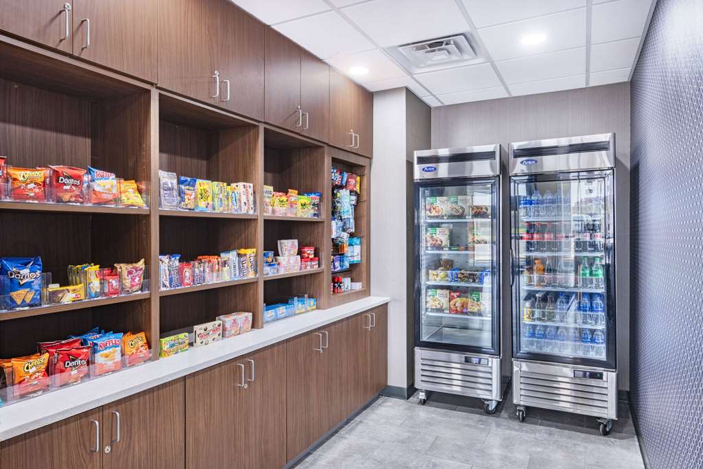 Hawthorn Extended Stay by Wyndham Wichita Airport - photo 32