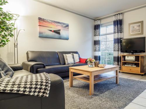 Hafenstraße 38 Whg 5 — 4-Star Luxury Hotel in Zingst, Germany