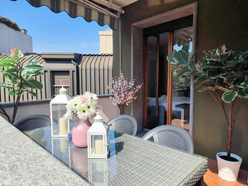 Apartment with Exclusive terrace in Milano Downtown with AC Wifi Subway M1 M2 in Shopping Area — 4-Star Luxury Hotel in Milan, Italy