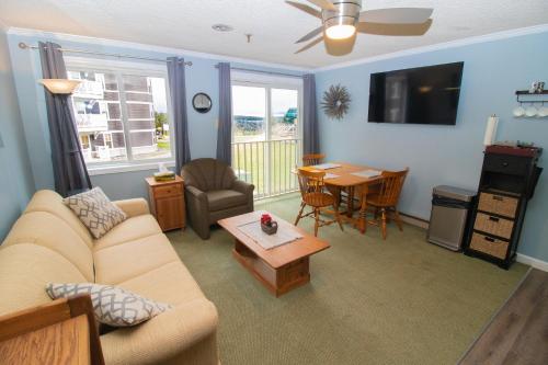 ML204 Bright And Airy Chairlift View WiFi EZ Parking — 4-Star Luxury Hotel in Dunmore, United States