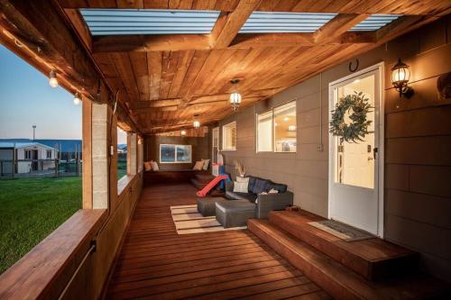 The Charming Cowboy House — 4-Star Luxury Hotel in Ellensburg, United States