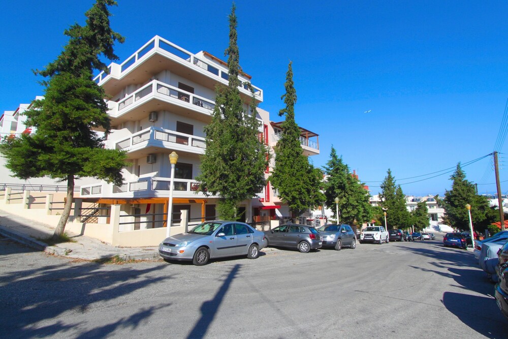 Pansion Platis - carbon neutral hotel in Rodos