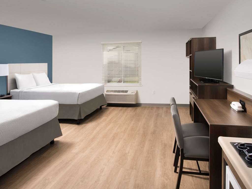 WoodSpring Suites Buford near Mall of Georgia Lake Lanier - photo 9