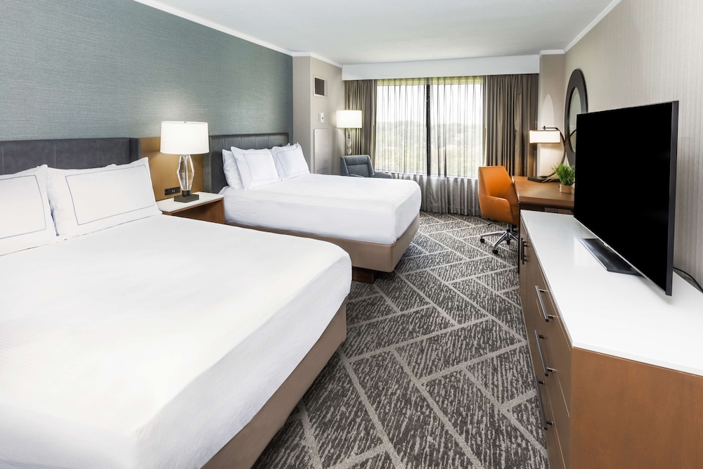 DoubleTree by Hilton Tulsa Warren Place - photo 27