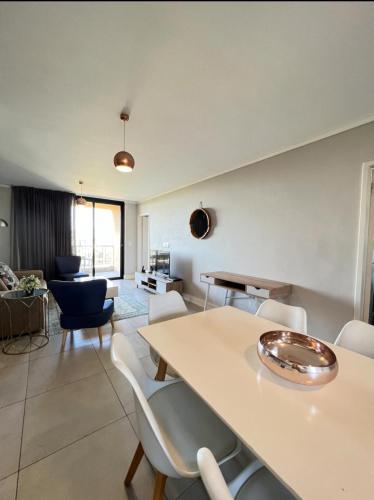 Stylish waters edge apartment