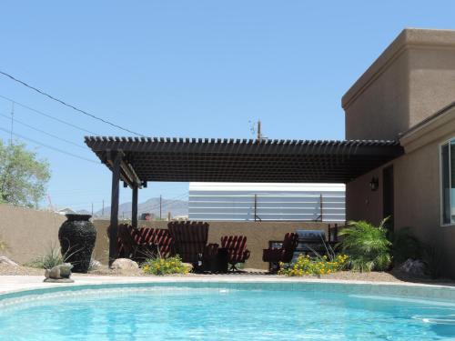 Sunny Ridge Elegance - last minute hotel in Unknown City