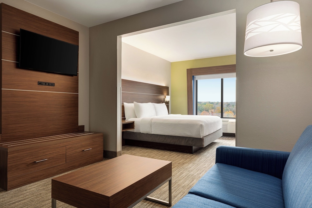 Holiday Inn Express Suites Lexington NwVineyard - photo 29