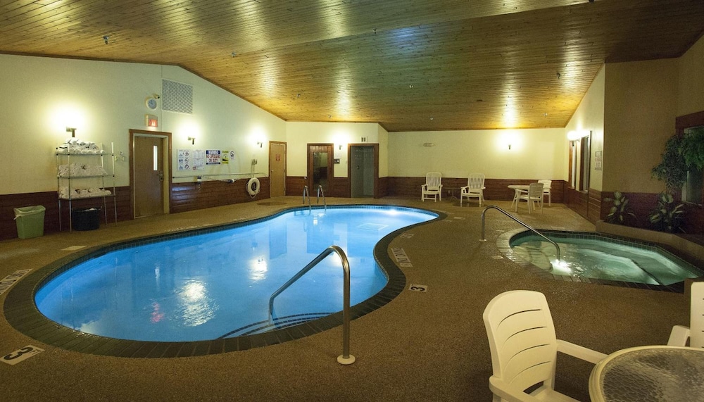 Country Inn of Two Harbors - photo 23