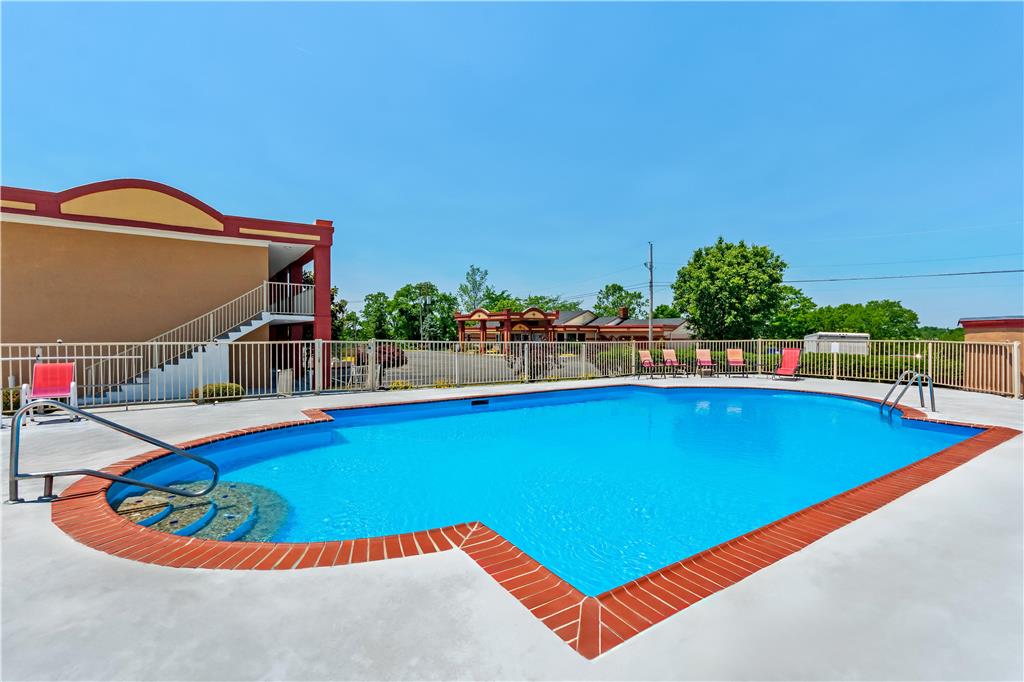 Americas Best Value Inn & Suites Williamstown - photo 40