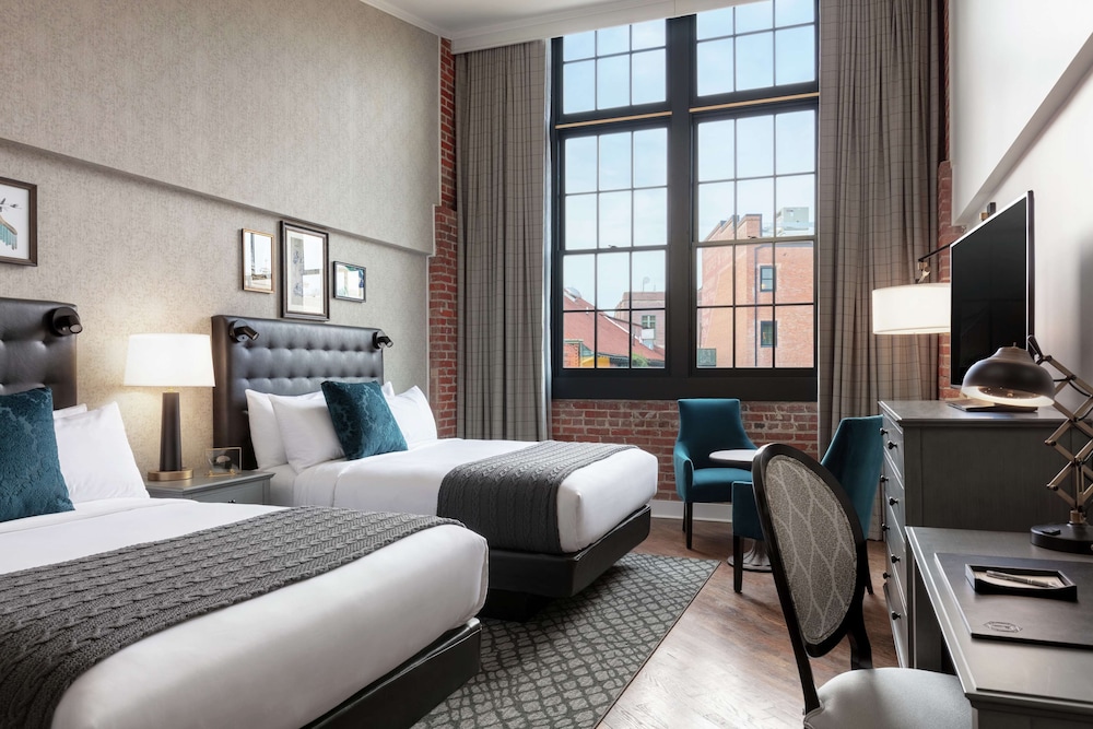 The Foundry Hotel Asheville Curio Collection by Hilton - photo 10