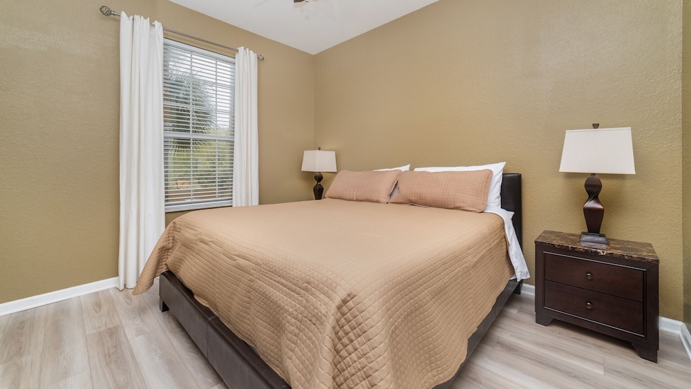 2821 Almaton Loop Unit 204 - photo 5
