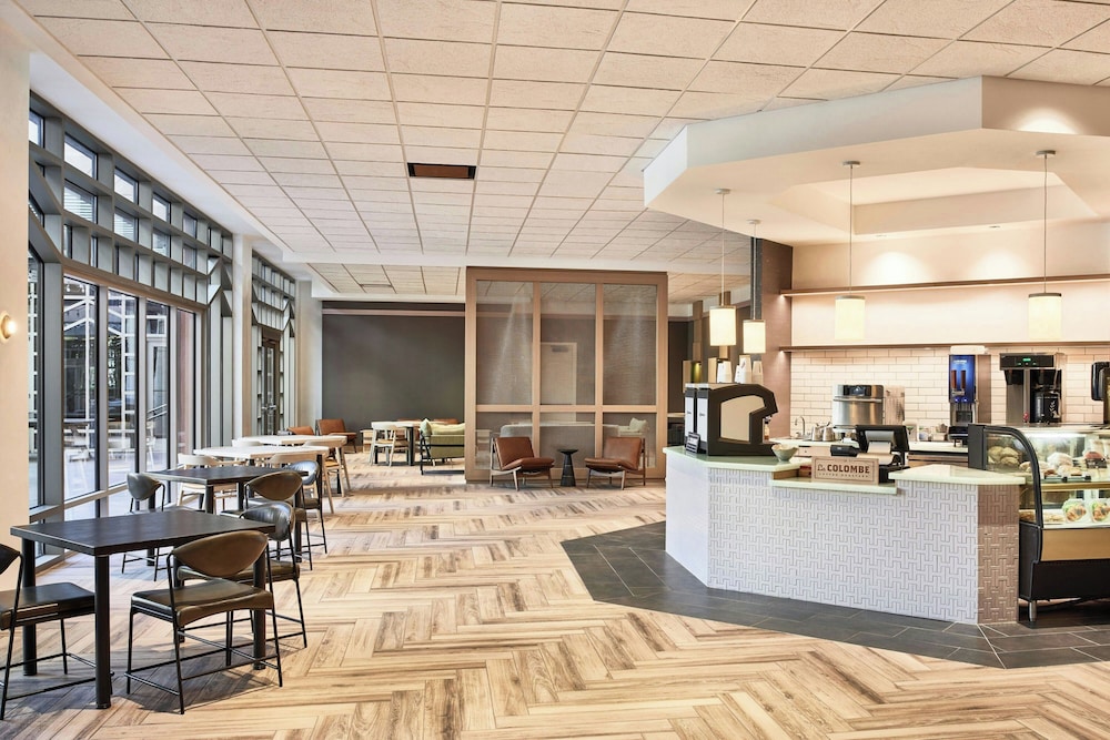 Renaissance Phoenix Glendale Hotel & Conference Center - photo 57