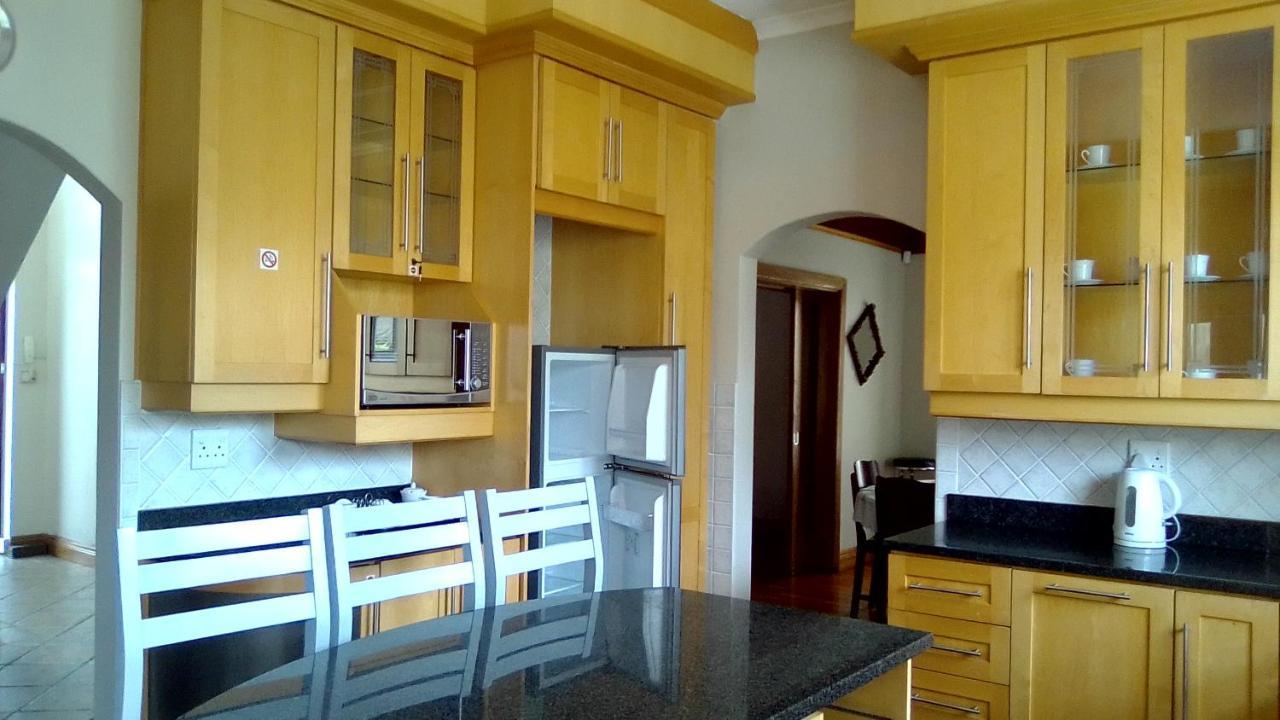 Uyolo Guest Logde in Port Elizabeth, South Africa