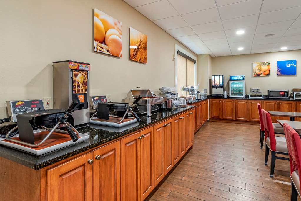 Comfort Suites Niceville Near Elgin Air Force Base - photo 47