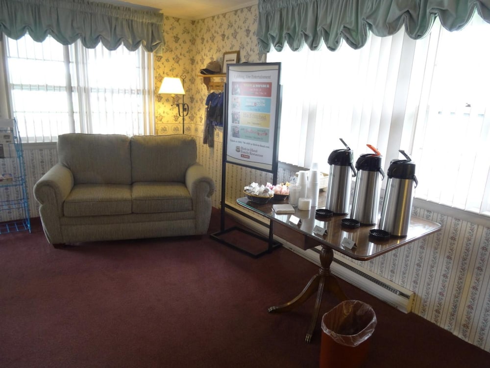 Amish Country Motel - photo 3