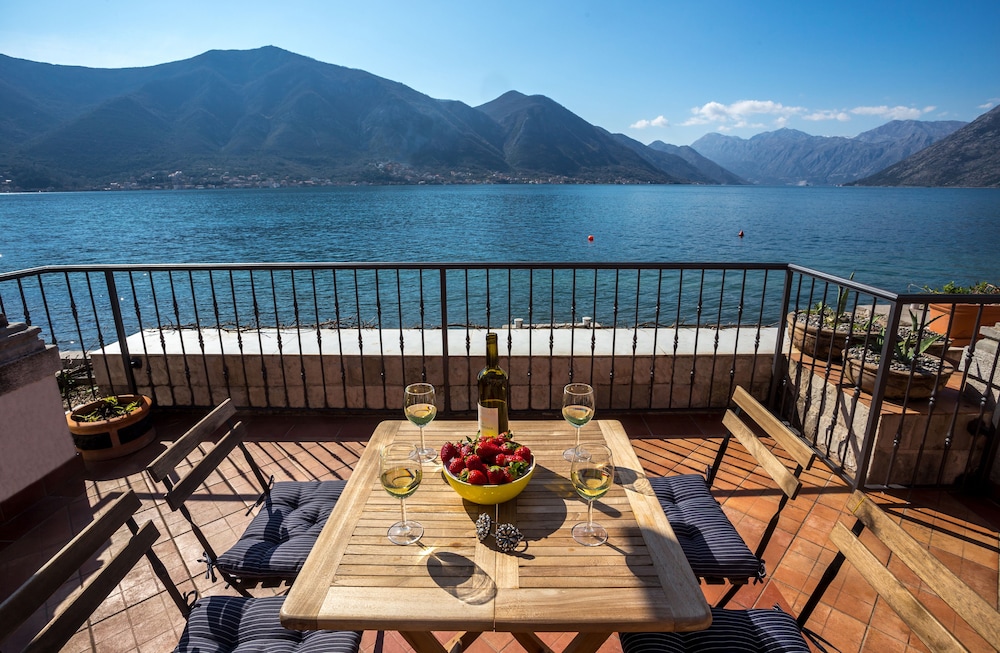 Villa Branka — 4-Star Luxury Hotel in Kotor, Montenegro